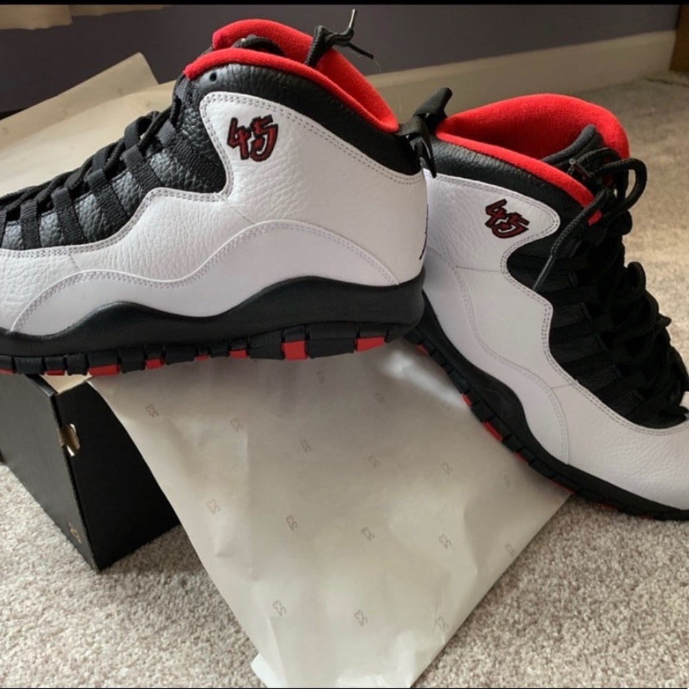 Jordan “Double Nickel” Limited Sneaker 🔴⚪️